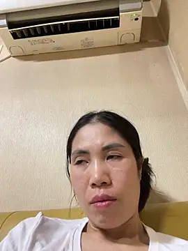 Keola_kwad élő XXX-chatje