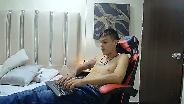 Show de Ethan_Wolfe na webcam