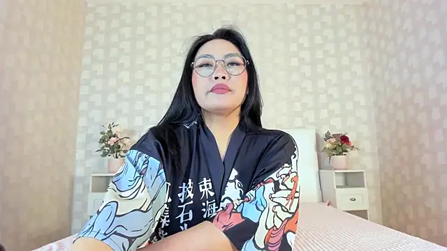 NatsumiHun élő XXX-chatje