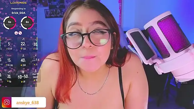 Chatroom XXX en direct de AnngelaSkye