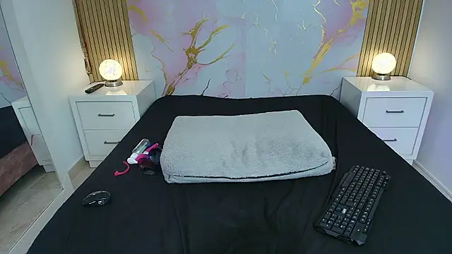 AprillRoss Adlı Modelin Canlı XXX Sohbeti