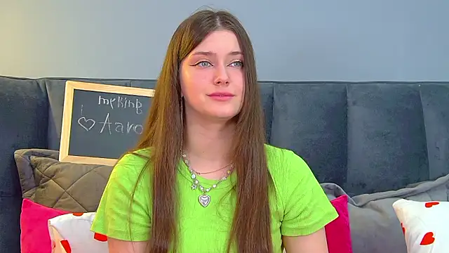 JessicaJewellsのライ  ブXXXチャット