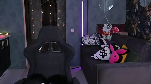 Blckmirrorr Chat XXX live