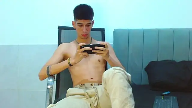 jhony-sex 即時 XXX 聊天