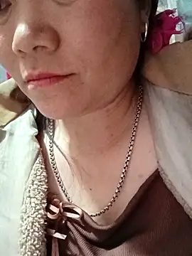 Lindxx-hot live XXX chat