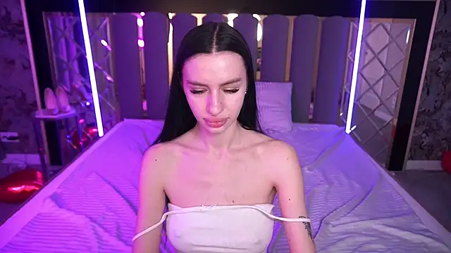 Snow_WhiteeeX's Live XXX Chat