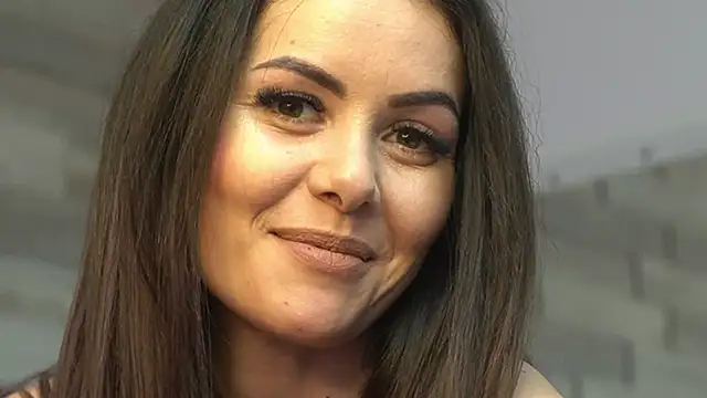 SeductiveMom Live XXX-chat