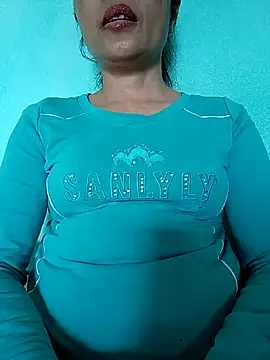 Lovepussyhair's Live XXX Chat