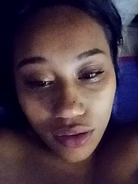 Chatroom XXX en direct de thalia_nichols