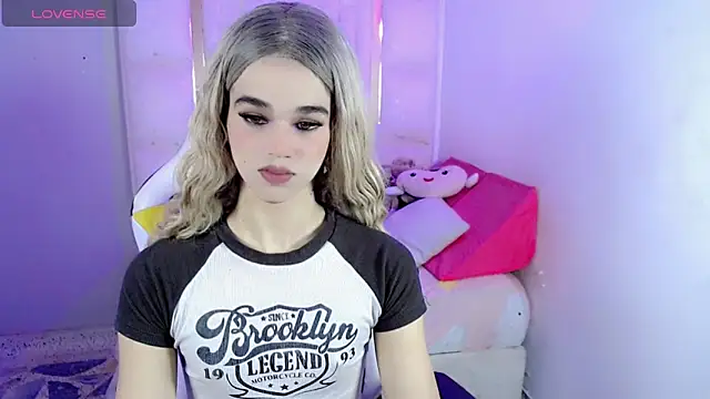 Živý XXX chat Sophiaa_doll_