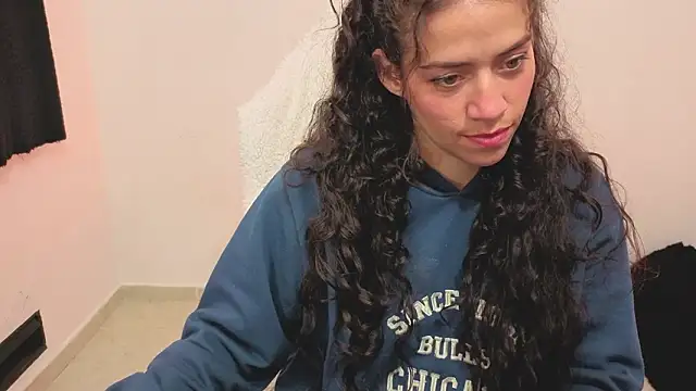 daniela_rivasthl 现场XXX聊天