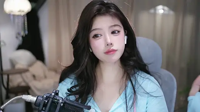 Cecily 现场XXX聊天