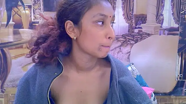 IndianSexyButt's Live XXX Chat