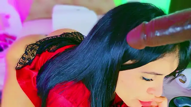 CharlootteEvans Chat XXX in diretta