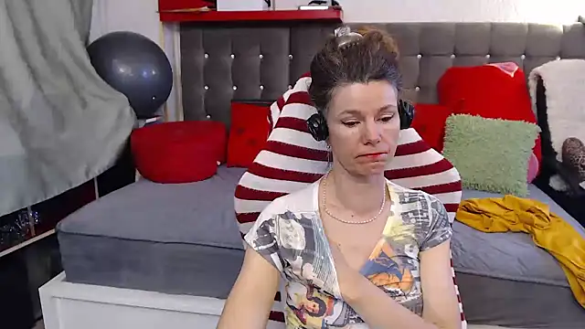 XXX chat uživo modela kellyterapy