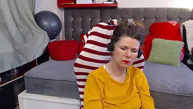 kellyterapy Adlı Modelin Canlı XXX Sohbeti