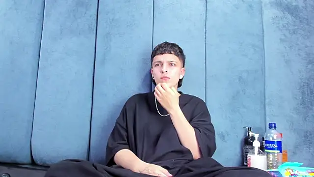 Megan_Thompson_n Live XXX chat