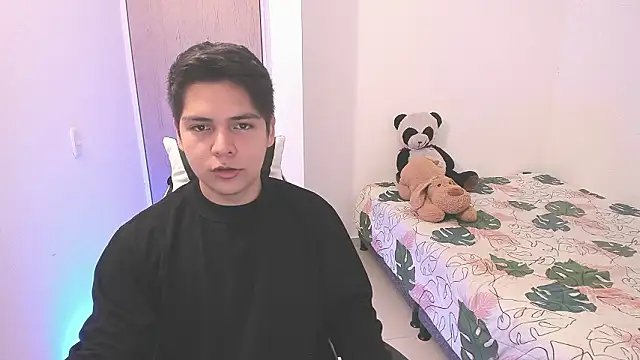 Asta_YunoXXX Show in webcam