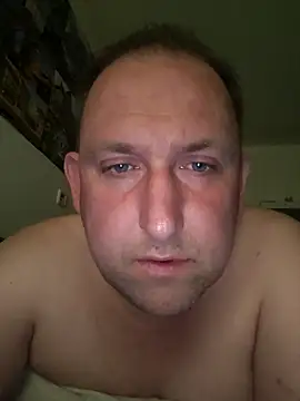 GenuineDedication42のライブXXXチャット