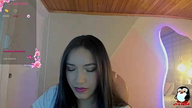 cristal__hot_1 即時 XXX 聊天