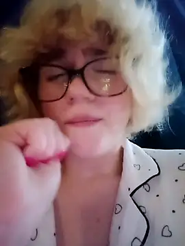 mcjbgfhgjhiiilllufjyfn Webbikameraesitys