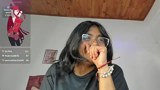 Chat XXX en directo de luna_velveth