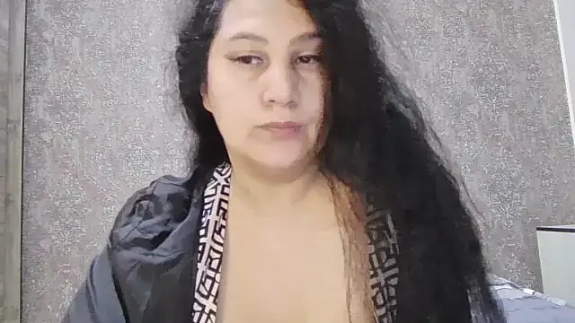 Chat XXX en directo de --Karina--