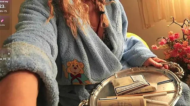 Kishaxxx: διαδικτυακό σόου στην κάμερα