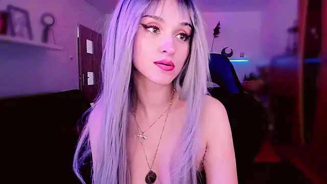 Chat +18 de MistressJolie ao vivo