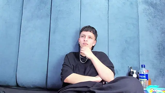 Megan_Thompson_: απευθείας συνομιλία ΧΧΧ