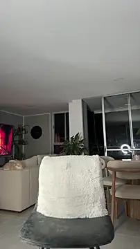 Show modela Valenthino_Salvatore na web-kameri