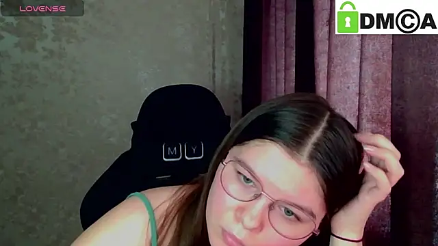 Chat XXX en directo de holy_michela