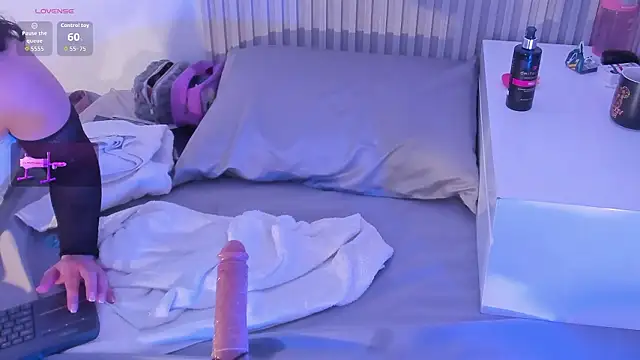 ori_whore 即時 XXX 聊天