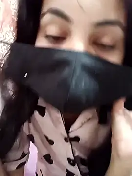 Sandhya_77 Webcam Show