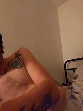 Italian-Meat-n-Balls' Live XXX Chat