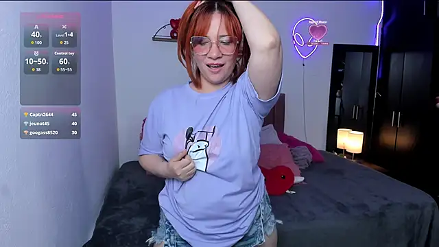 Nina_curves Live XXX Chat