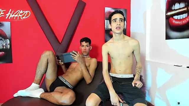 GREEN_BOYS élő XXX-chatje