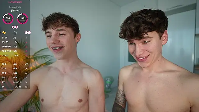 Evan__White_のウェブカメラショー