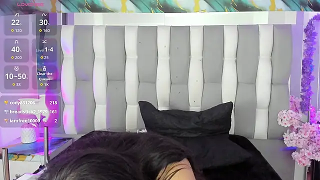 IsaDiiaz 即時 XXX 聊天