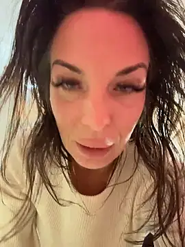 Almmaxxxx – Live XXX-chat