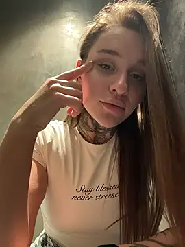 KishaMur Live XXX Chat