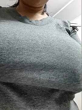 Shine_Mai's Webcam Show