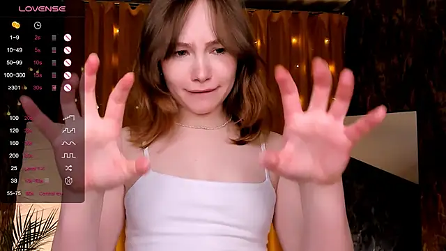 XXX chat uživo modela LanaBlu_