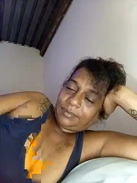 MiZzCreator – Live XXX-chat