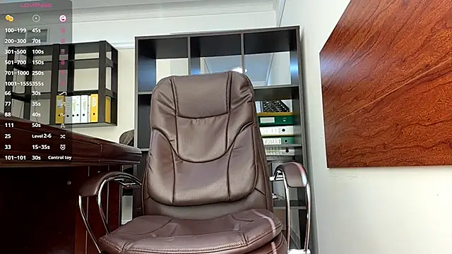 AlisaWhiteness Show in webcam