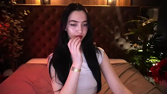 WildKittenX_ élő XXX-chatje