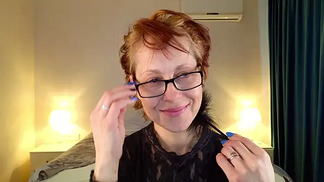 Chatroom XXX en direct de LioraWeiss