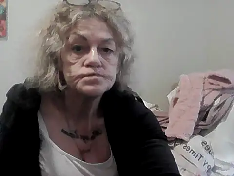 Latex_shantie Adlı Modelin Canlı XXX Sohbeti