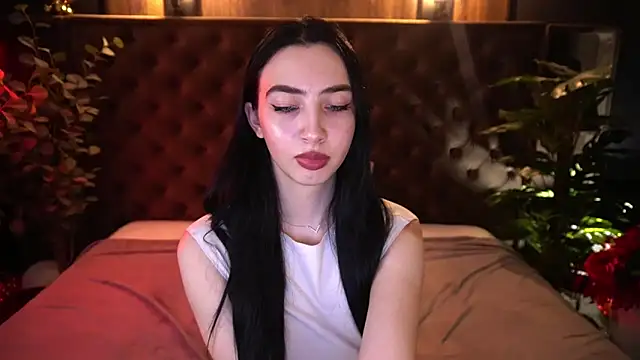 WildKittenX_'s Live XXX Chat