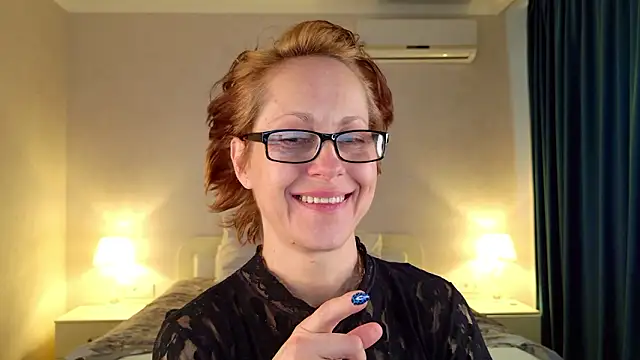 LioraWeiss লাইভ XXX চ্যাট